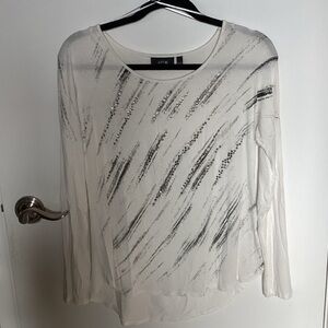 Apt. 9 Women's Cream and Gray Long Sleeve Top